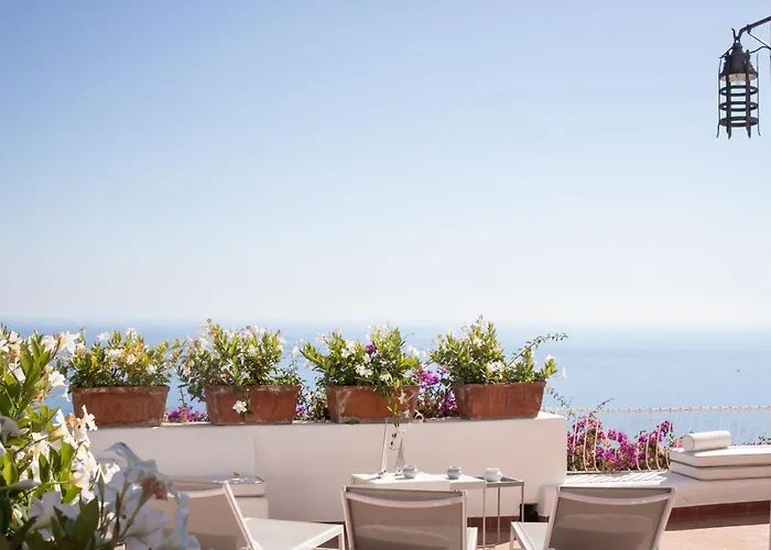 Le Tuie By Elite 카프리