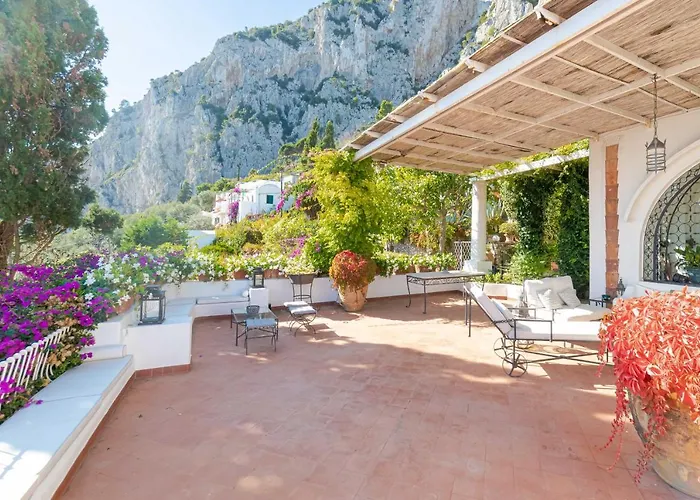 Villa Le Tuie By Elite